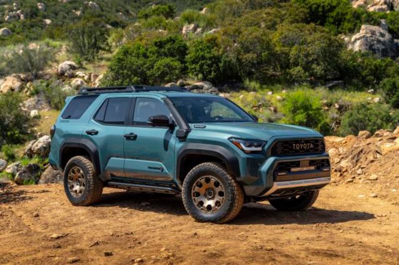 Toyota 4Runner 2025 Embraces Hybrid  Plunge