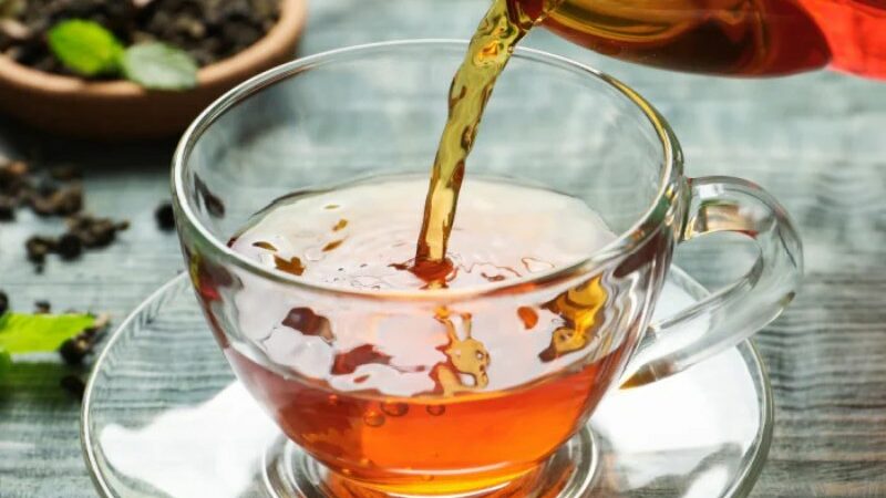 Never Mix These 5 Foods with Your Tea | Unhealthy Food Pairings