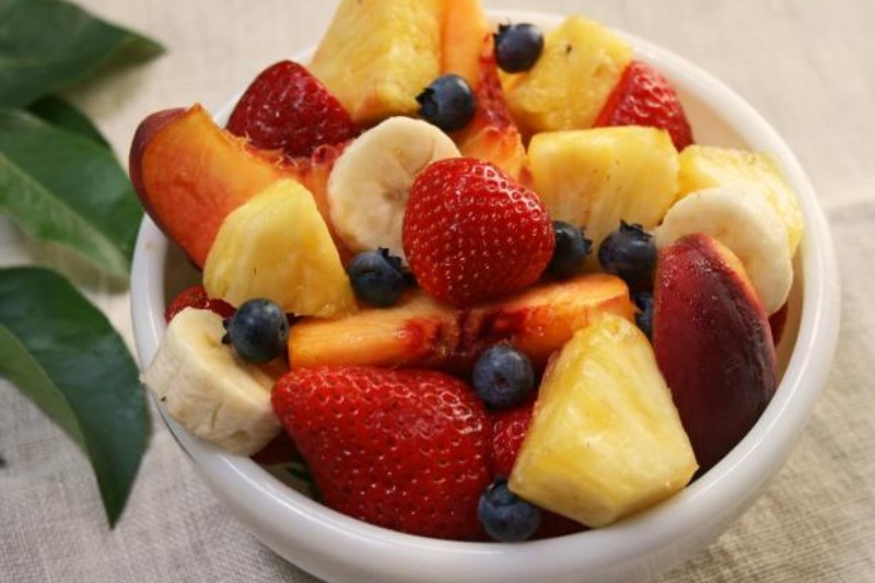 Fruit Diet: 5 Amazing Reasons To Eat A Bowl Of Fruits To Start Your Day
