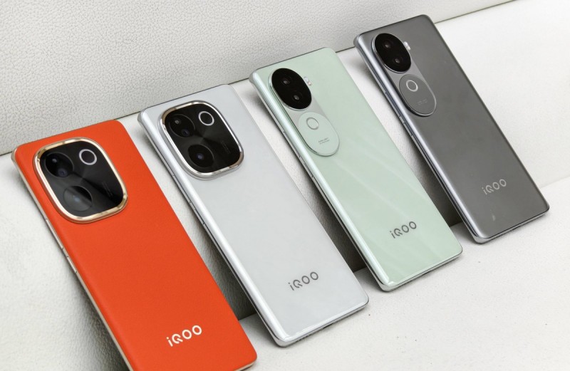 iQOO Z9s and Z9s Pro Unveiled in India With Curved AMOLED Display and a Slim Design