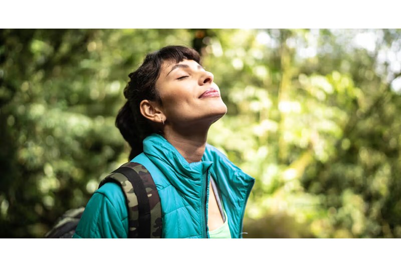 Health Benefits of Morning Sitting in the Open Air for 10 Minutes