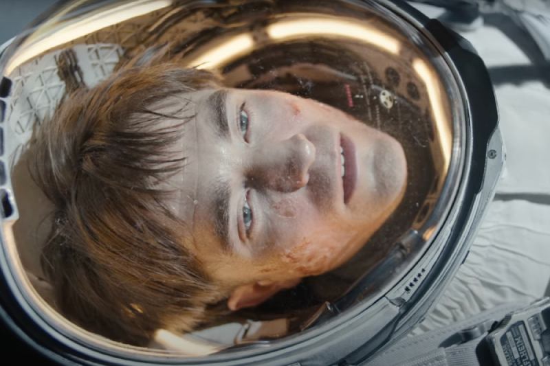 Mickey 17 Previews in the Trailer Bong Joon-ho’s Sci-Fi Movie Starring Robert Pattinson