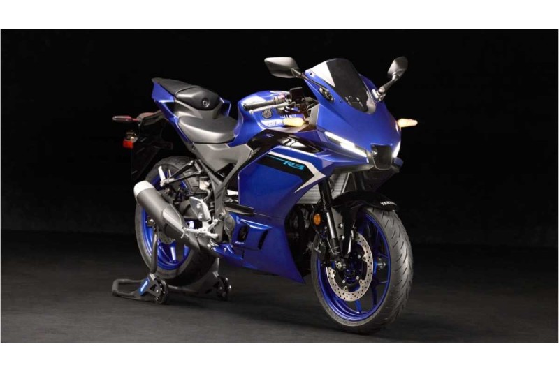 2025 Yamaha R3 Unveiled With New Features & Styling