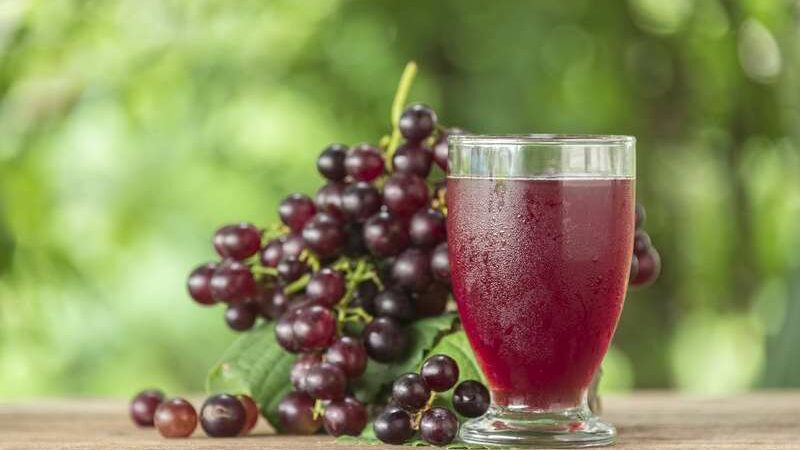 7 Good Reasons to Drink Grape Juice for Health