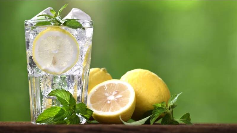 5 Reasons to Drink Lemon Water with Black Salt Every Day