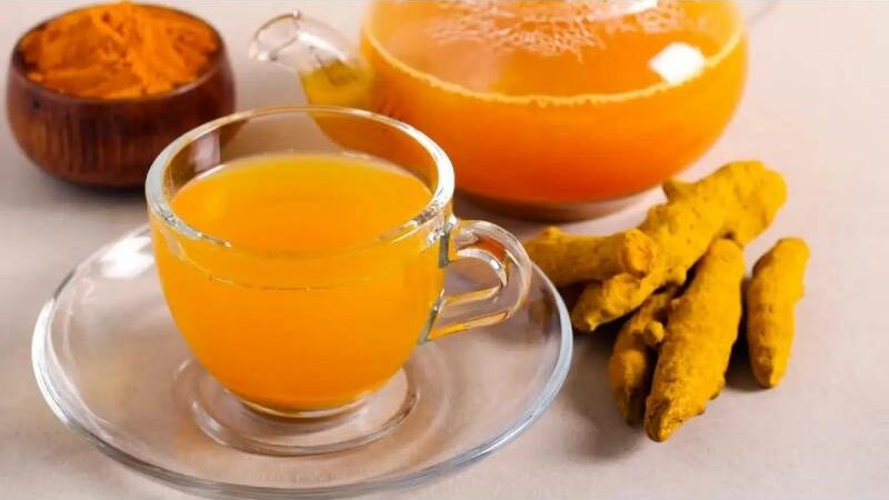 Turmeric Water: Health Benefits To Drink It Every Morning On An Empty Stomach