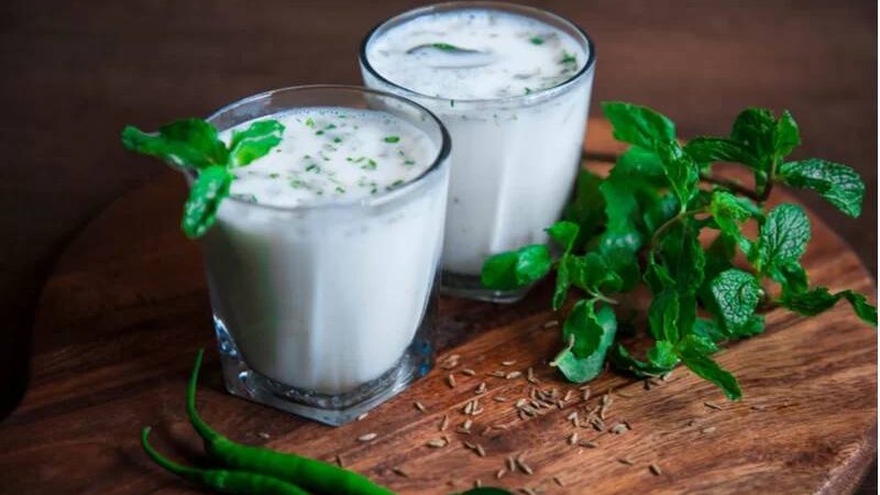 Diabetes Diet: 5 Refreshing Drinks to Help Keep Blood Sugar Levels in Summer