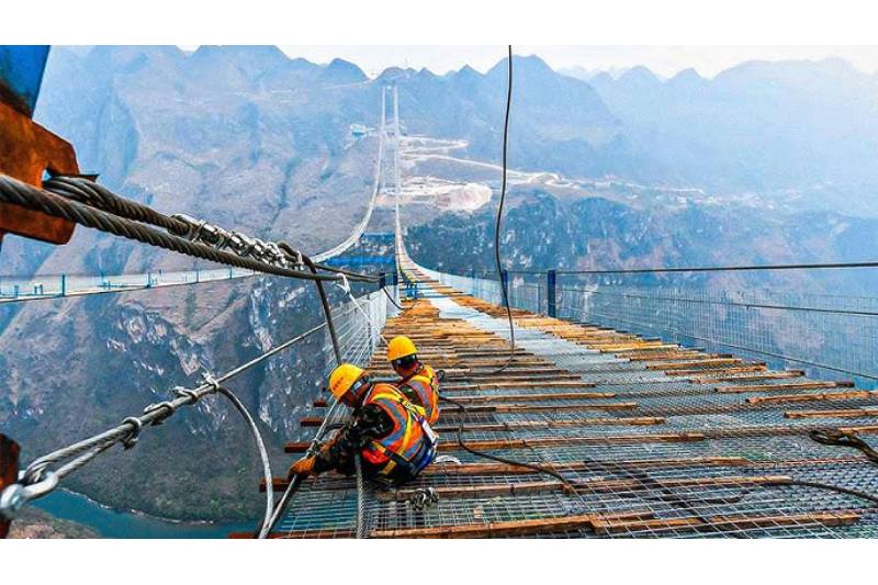 China’s Upcoming World’s Highest Bridge: Will Reduce Travel Time From 1 Hour to 1 Minute