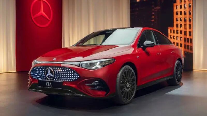 Shanghai Motor Show 2025 Unveils the New Mercedes-Benz CLA Long-Wheelbase