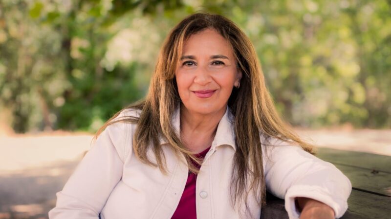 How Suzanne ElNaggar Helps High-Achieving Professionals Turn Transitions into Triumphs