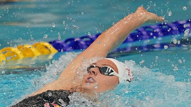 Summer McIntosh Sets a New World Record in 400m Medley