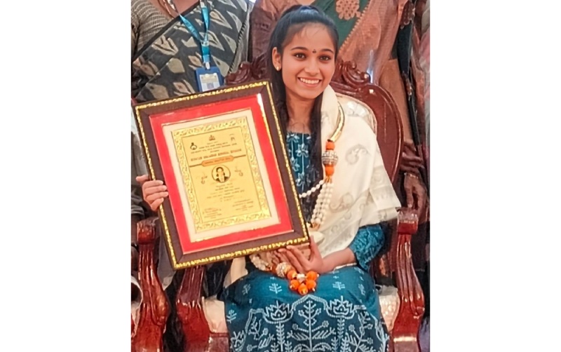 Shreelakshmi Bhat Receives Prestigious Bala Gaurava Honour from Government of Karnataka