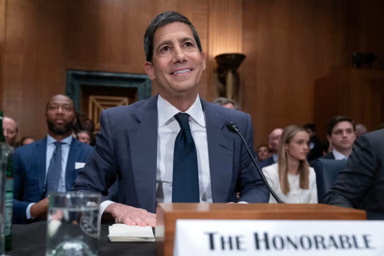 Kevin Warsh Officially Takes Over as Federal Reserve Chair